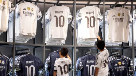  جمهور ريال مدريد يتحدى حرارة الجو من أجل مبابي