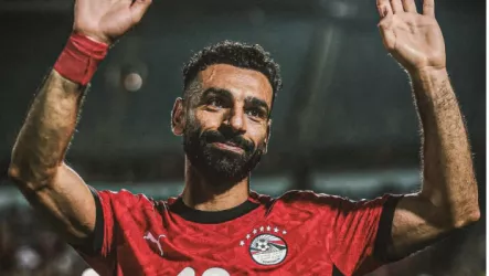  محمد صلاح يحتفل مع منتخب مصر بالتأهل للمونديال