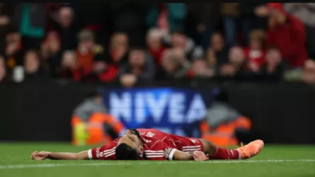 نجم ليفربول يجيب على السؤال المثير.. هل خاض صلاح أخر مباراة بقميص الريدز؟!