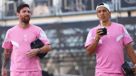  فيديو I مصائب سواريز لا تنتهي.. ويضع أصدقاء ميسي في ورطة جديدة