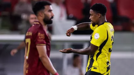 شاهد.. فرص بالجملة في لقاء الاتحاد والحزم بهدف ملغي وآخر صحيح وإنقاذ عالمي