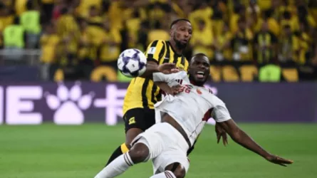  شاهد | في الدقيقة 120.. فابينيو يقود الاتحاد لفوز دراماتيكيٍ على الوحدة الإمارات