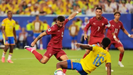  فيديو| تعادل سلبي يمنح كولومبيا الصدارة والبرتغال تعبر وصيفا في قمة كأس العالم