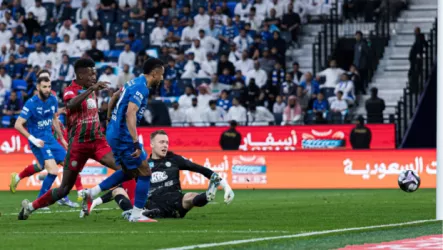 الهلال يؤكد على صدارته لدوري روشن بثنائية في الاتفاق
