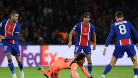 فيديو| شاهد باريس سان جيرمان يتفوق على برشلونة 1-0 في الشوط الأول