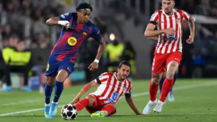 فيديو| شاهد جنون في كامب نو.. هدف خرافي لأتلتيكو مدريد يدمر برشلونة