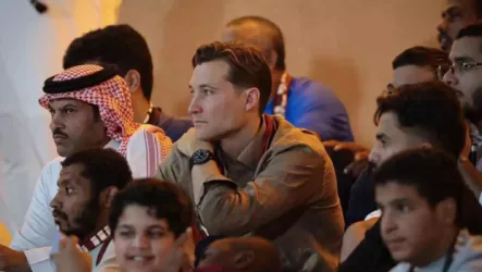 يدفعون للمشجعين.. تصريحات بن هاربورغ تفجر غضبا عارما في النصر