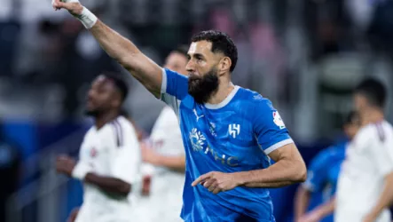 شاهد ثلاثية الهلال أمام الفيصلي في الشوط الأول