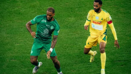  أرقام تاريخيه لثنائي محترف الأهلي في مباراة الخليج بدوري روشن