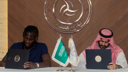 الشباب يعلن التعاقد مع السنغالي موري دياو لتدعيم حراسة المرمى