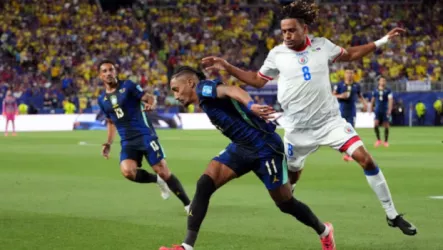 صدمة في معسكر البرازيل.. إصابة رافينيا تهدد استمراره في مونديال 2026