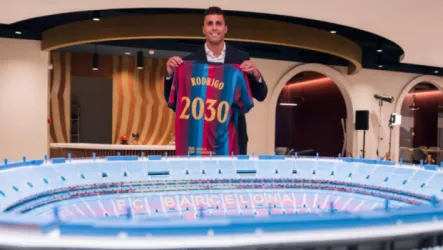 رودري يكشف أسباب اختياره الانتقال لبرشلونة ورفض عرض ريال مدريد!