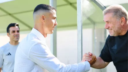  بوستيكوجلو يكشف كواليس حديثه مع رونالدو.. ويؤكد: قائد النصر جاهز للموسم الجديد
