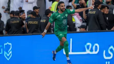 الأهلي يحسم مصير رياض محرز .. وحقيقة العرض الأمريكي | كواليس حصرية