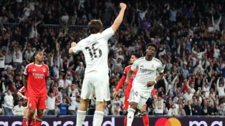  فيديو| تعادل مثير.. تشواميني ينقذ ريال مدريد من فخ بنفيكا في الشوط الأول بالأبطال