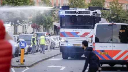  بعد تأهل المغرب.. احتفالات صاخبة بهولندا تتحول إلى أعمال شغب ومواجهات مع الشرطة