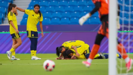 النصر يكتسح الهلال برباعية ويتوج بكأس السوبر السعودي للسيدات