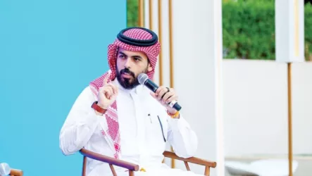  رئيس ثمانية يستعد لمنافسة المنصات العالمية.. ويفجر مفاجأة لجماهير السعودية