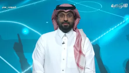 سر اجتماع وزير الرياضة مع لاعبي المنتخب على ملعب كيوتوب قبل لقاء الرأس الأخضر