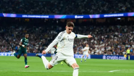 شاهد| فالفيردي يضرب بقوة.. إعصار ملكي يكتسح مانشستر سيتي بثلاثية في شوط واحد