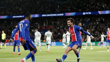 فيديو| ظهور قاري استثنائي.. فيران توريس يبدع بـ هاتريك مع باريس سان جيرمان