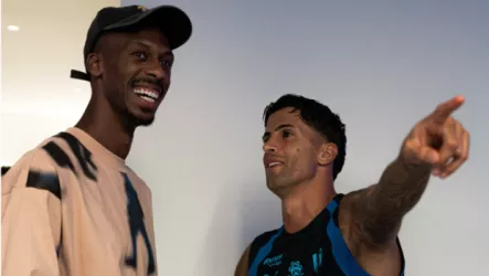 كانسيلو ينتظم في تدريبات الهلال استعدادًا للموسم الجديد.. وبرشلونة يترقب موقفه