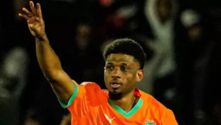 أفيال ساحل العاج تدهس خيول بوركينا فاسو بثلاثية وتطير لربع نهائي الكان