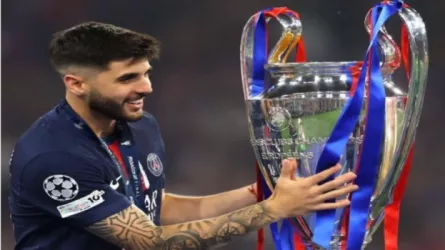 الدوري السعودي ينافس عمالقة أوروبا على ضم بيرالدو مدافع باريس سان جيرمان