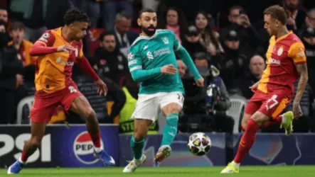 صدمة في إسطنبول.. ليفربول يتأخر بهدف أمام غلطة سراي في شوط المفاجآت