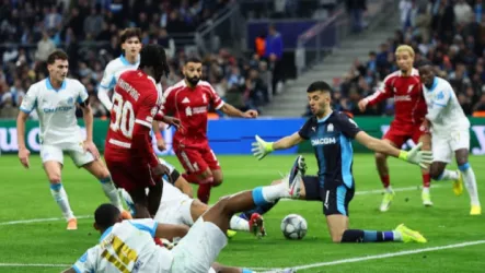 انتهى وأصبح ظلاً.. ردود فعل قاسية من جماهير ليفربول على أداء محمد صلاح