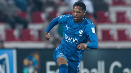 الهلال يعلن موقف هوساوي من مباراة الفتح في دوري روشن