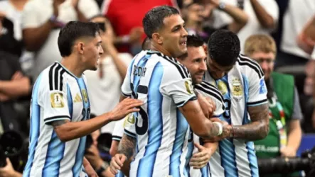 ثنائية ميسي تمنح الأرجنتين الفوز على النمسا وبطاقة التأهل لدور الـ32 بكأس العالم