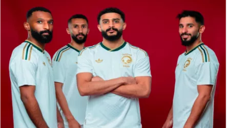  الأخضر بالأبيض ومصر بالأحمر | تفاصيل زي مباراة السعودية ومصر الودية اليوم في جدة