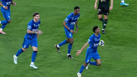 الهلال يقلب الطاولة على الخلود.. ثيو هيرنانديز يشعل النهائي بصاروخية
