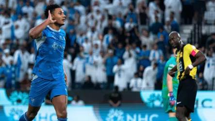 شاهد| الهلال ينهي الشوط الأول متقدمًا على الاتحاد بثنائية مقابل هدف في الكلاسيكو