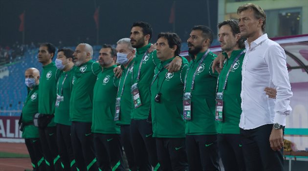 لفتة طيبة.. هكذا وجه رينارد الشكر إلى مساعديه في المنتخب السعودي