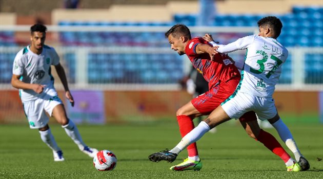 ليس دانكلير فقط.. نجم جديد من الأهلي "يغيب" أمام النصر