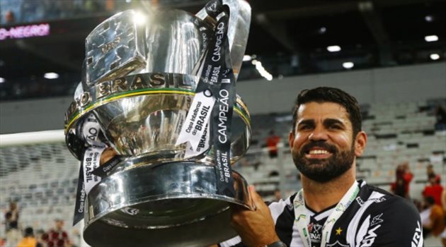 بعد رفض عرض "المليونير" من النصر.. وجهة مفاجئة لمهاجم إسبانيا