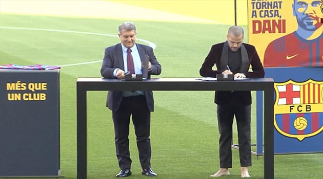 دليل خطير يؤكد إدانة نجم برشلونة في قضية اغتصاب