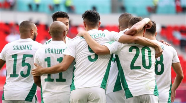  الجزائر تقسو على السودان برباعية نظيفة وترعب منتخبات كأس العرب