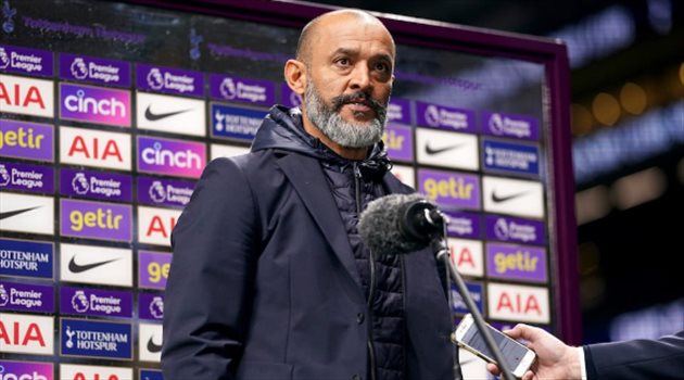 اجتماع عاجل في توتنهام لتحديد مصير نونو سانتو