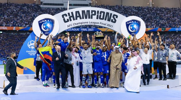 بعد سواريز.. الهلال يحسم صفقته الأجنبية الثانية