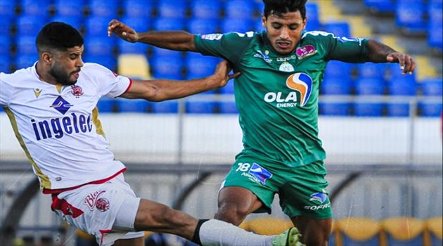 الوداد يحافظ على الصدارة بالتعادل مع الرجاء في ديربي كازابلانكا
