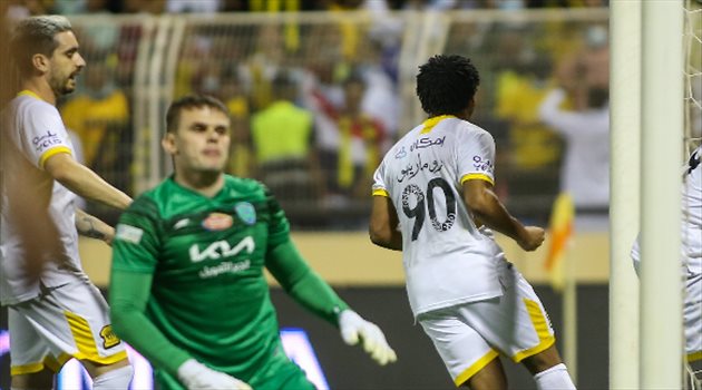 رئيس الفتح: الحكم سلب منا مباراة الاتحاد بـ"إنذارات بلا معنى"