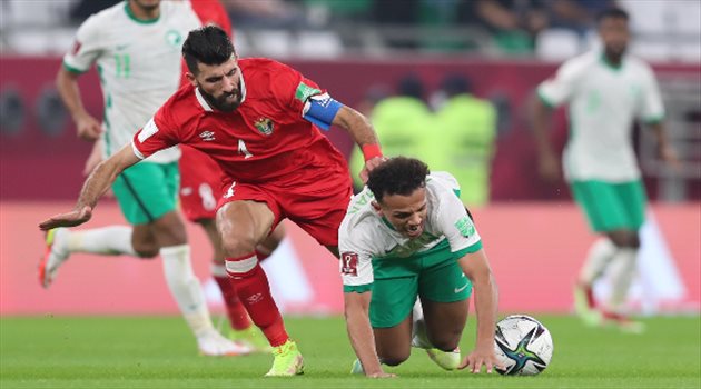 مستقبل نجم الهلال "في خطر".. وجوهرة الشباب ينجو من كارثة أمام الأردن