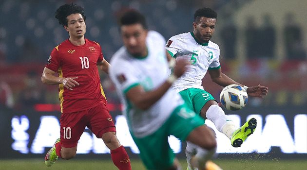  المريسل يطلب تغيير مدافع الأخضر فورا من مباراة السعودية واليابان