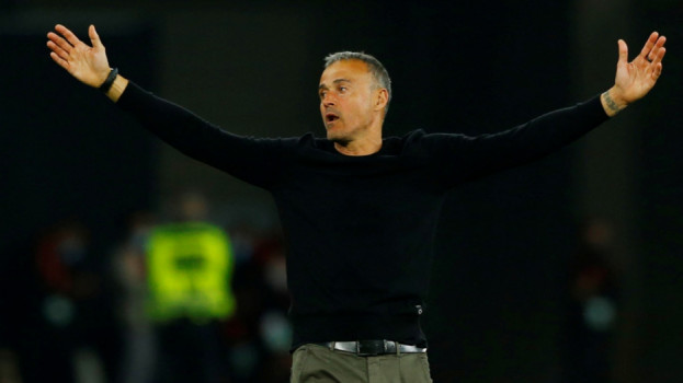 أزمة القادة والنتائج تطرد إنريكي من باريس سان جيرمان