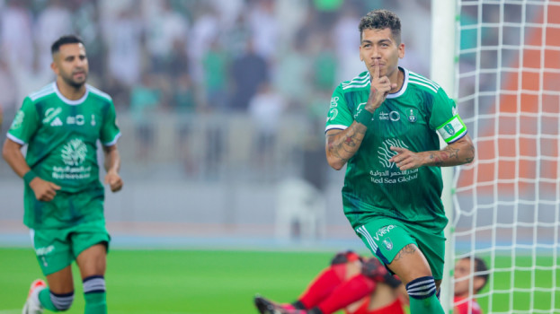 فيرمينو.. أنقذته الكرة من شباك المخدرات وكتب المجد مع الأهلي