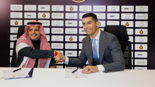 كيف أقنع النصر كريستيانو رونالدو؟ تفاصيل تُكشف لأول مرة