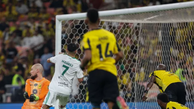 الأهلي والاتحاد أهداف مباراة الاتحاد والأهلي في ديربي جدة .. دوري روشن 2025